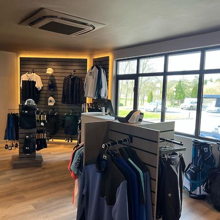The Wiltshire Hotel, Golf And Leisure Resort スウィンドン エクステリア 写真
